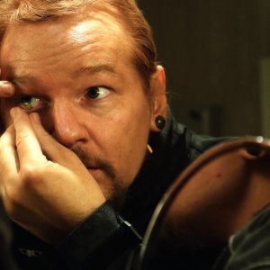 Risk: un'immagine che ritrae Julian Assange tratta dal documentario