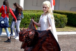 Comicon 2016: cosplayer ispirato a Daenerys Targaryen