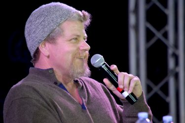 Comicon 2016: Michael Cudlitz sorridente risponde alle domande dei fan