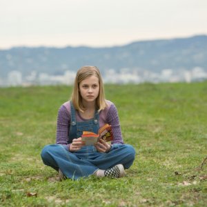 The Nice Guys: Angourie Rice in una scena del film