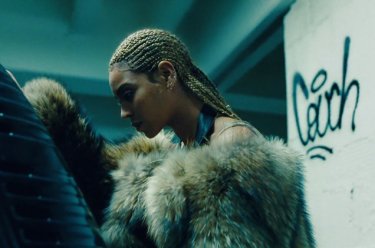 Lemonade: un primo piano di Beyoncé