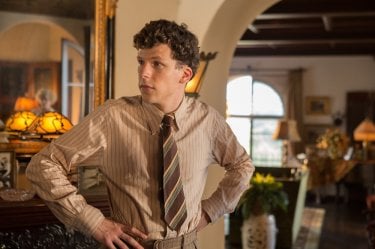 Café Society: Jesse Eisenberg in una scena del film