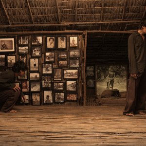 Exile: un momento del film