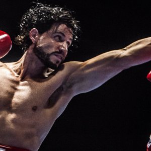 Hands of Stone: Edgar Ramirez in una scena di combattimento sul ring