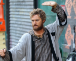 Iron Fist: Finn Jones svela la sua abilità nelle arti marziali sul set