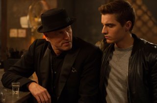 Now You See Me 2: Woody Harrelson e Dave Franco in una scena del film