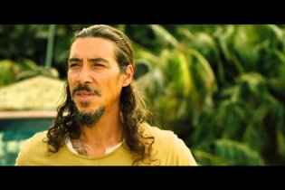 The Shallows - Trailer 2
