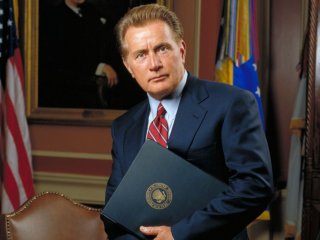 West Wing: Martin Sheen in una foto della serie