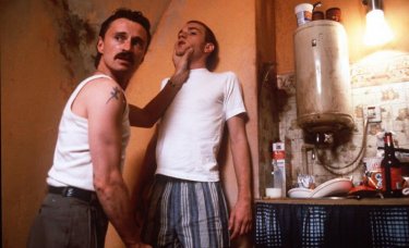 Robert Carlyle ed Ewan McGregor in Trainspotting