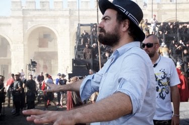 Assassin's Creed: il regista Justin Kurzel sul set