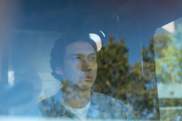 Paterson: un primo piano di Adam Driver