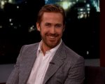 Ryan Gosling, imbarazzo in TV per i pantaloni troppo stretti