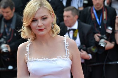 Cannes 2016: uno scatto di Kirsten Dunst sul red carpet di Loving