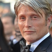 Cannes 2016: Mads Mikkelsen sul red carpet di Loving 