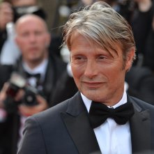 Cannes 2016: uno scatto del giurato Mads Mikkelsen sul red carpet di Loving 