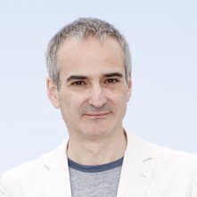 Personal Shopper: un primo piano di Olivier Assayas al photocall di Cannes