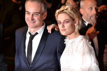 Cannes 2016: Kristen Stewart e Olivier Assayas sul red carpet di Personal Shopper