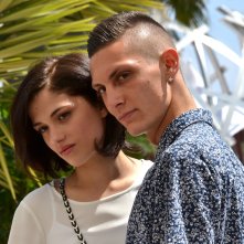Cannes 2016: Josciua Algeri e Daphne Scoccia in uno scatto al photocall di Fiore