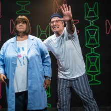 Dov’è Mario?: Corrado Guzzanti ed Evelina Meghnagi interpretano Bizio e Dragomira