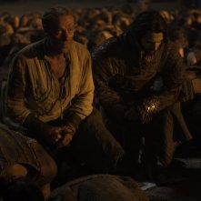 Il trono di spade: Iain Glen e Michiel Huisman nell'episodio Book of the Stranger