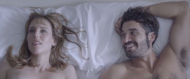 Kiki & i segreti del sesso: Alex García e Natalia de Molina in una scena del film