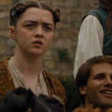 Il trono di spade: Maisie Williams nella puntata The Door