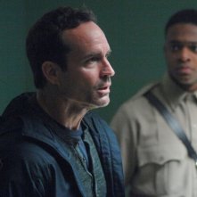 Wayward Pines 2: Jason Patric in una scena della seconda stagione
