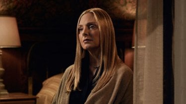 Wayward Pines 2: Hope Davis in una foto promozionale della seconda stagione