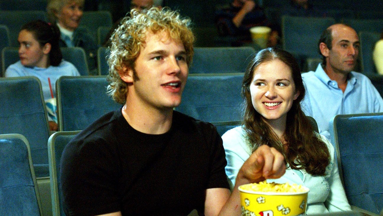 Chris Pratt e Sarah Drew in una scena di Everwood