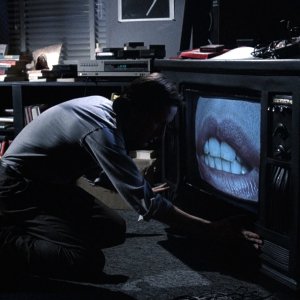 James Woods 'stregato' dalle labbra di Debbie Harry in Videodrome