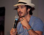 The Vampire Diaries, Ian Somerhalder: 'Chris Wood bacia molto meglio di James Van Der Beek”
