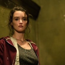 Bastille Day: Charlotte Le Bon in una scena del film