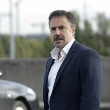 Bastille Day: José Garcia in una scena del film