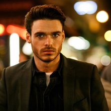 Bastille Day: Richard Madden in una scena del film