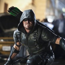 Arrow: il protagonista Stephen Amell in Scissione
