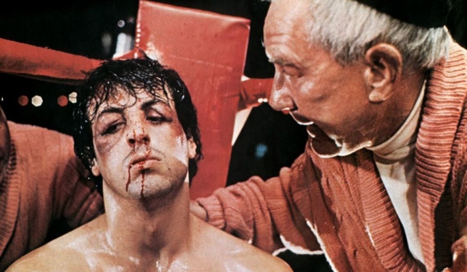 Rocky: Sylvester Stallone con Burgess Meredith in difficoltà tra una ripresa e l'altra