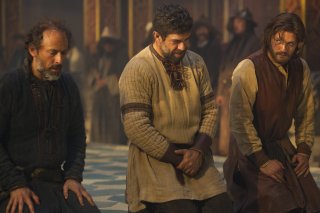 Marco Polo: Pierfrancesco Favino, Corrado Invernizzi, Lorenzo Richelmy durante una scena della serie