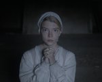 The Witch, Anya Taylor-Joy convinse Robert Eggers a cambiare una scena: 'Ho difeso il mio personaggio'
