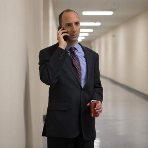 American Ultra: Tony Hale in una scena del film