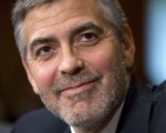 George Clooney e Netflix contro le compagnie farmaceutiche