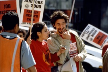 Bread and Roses: Pilar Padilla e Adrien Brody in una scena