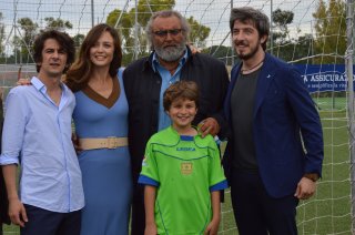 I babysitter: Francesco Mandelli, Diego Abatantuono, Francesca Cavallin, Paolo Ruffini.
