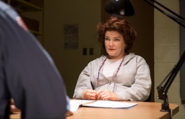 Orange is the New Black: Kate Mulgrew in una foto della quarta stagione