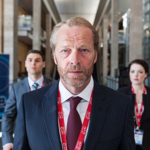 Il diritto di uccidere: Iain Glen in una scena del film