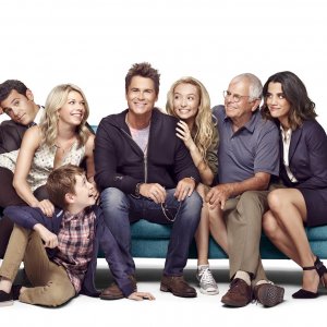 The Grinder, il cast in un'immagine promozionale