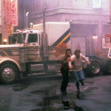 Grosso guaio a Chinatown: Kurt Russell e Dennis Dun in un momento del film