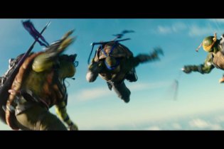 Tartarughe Ninja: Fuori dall'ombra - Clip 'Salto dall'aereo'