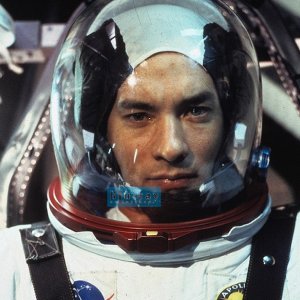 Apollo 13: un primo piano di Tom Hanks