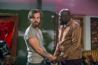 Aquarius: Gethin Anthony accanto a Omar J. Dorsey
