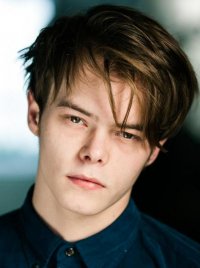 Locandina di Charlie Heaton